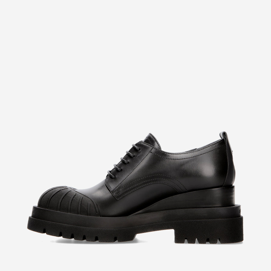 Premiata Scarpe stringate M6565A in pelle spazzolata Convenienza
