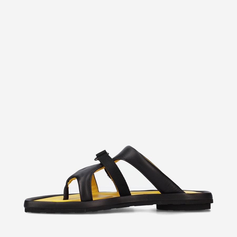 Premiata Sandali infradito M6653A in nappa Promozione Limitata