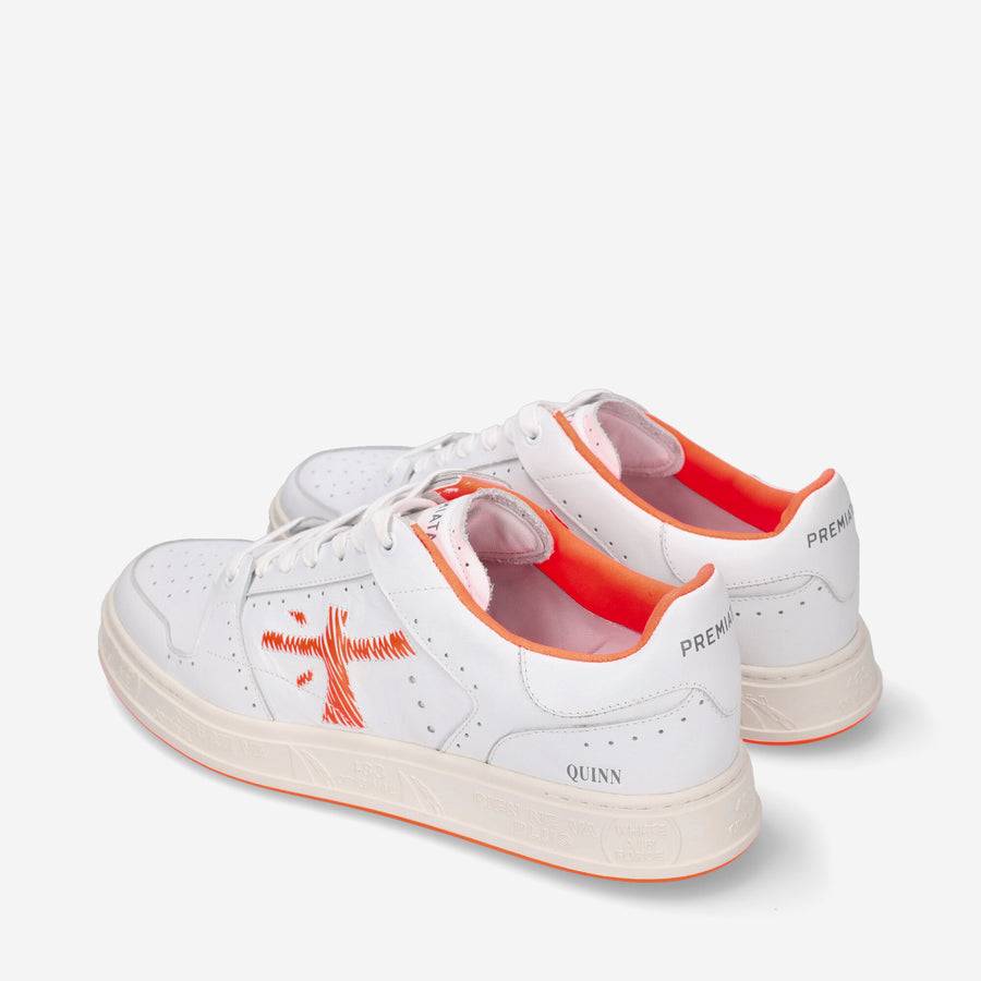 Premiata QUINN 6302 Offerta natalizia