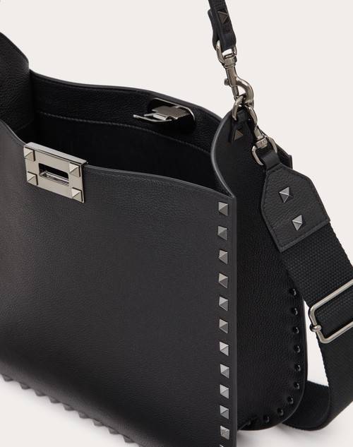 Red Valentino BORSA HOBO VALENTINO GARAVANI ROCKSTUD IN VITELLO GRANATO Offerta