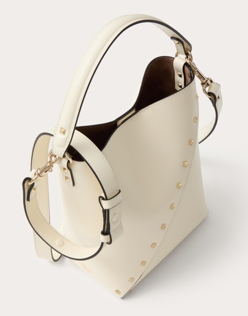 Red Valentino BORSA A SECCHIELLO VALENTINO GARAVANI VALENTINO GARAVANI ROCKSTUD WISPY IN VITELLO Vendita Calda