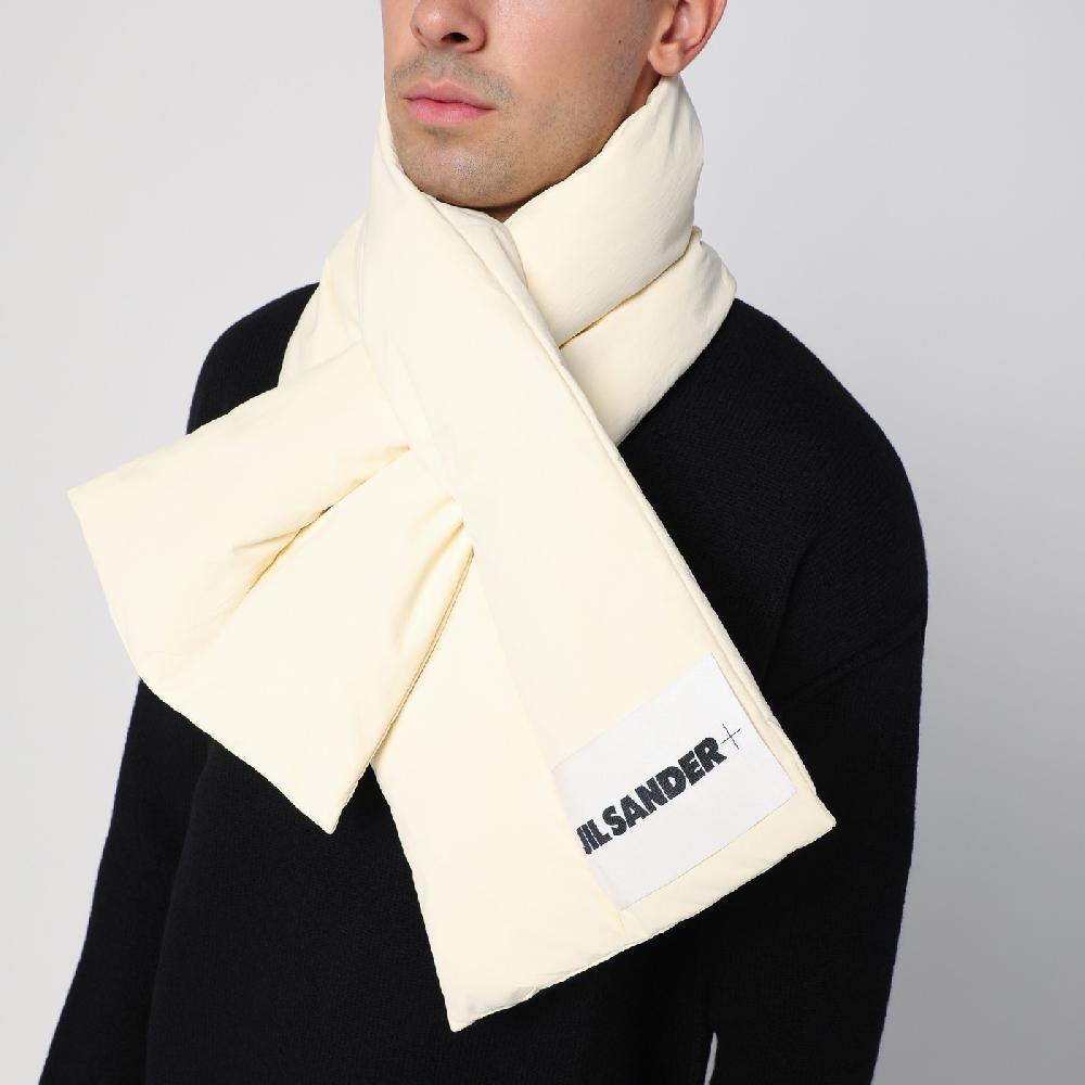 Jil Sander Sciarpa imbottita beige con logo Grande vendita
