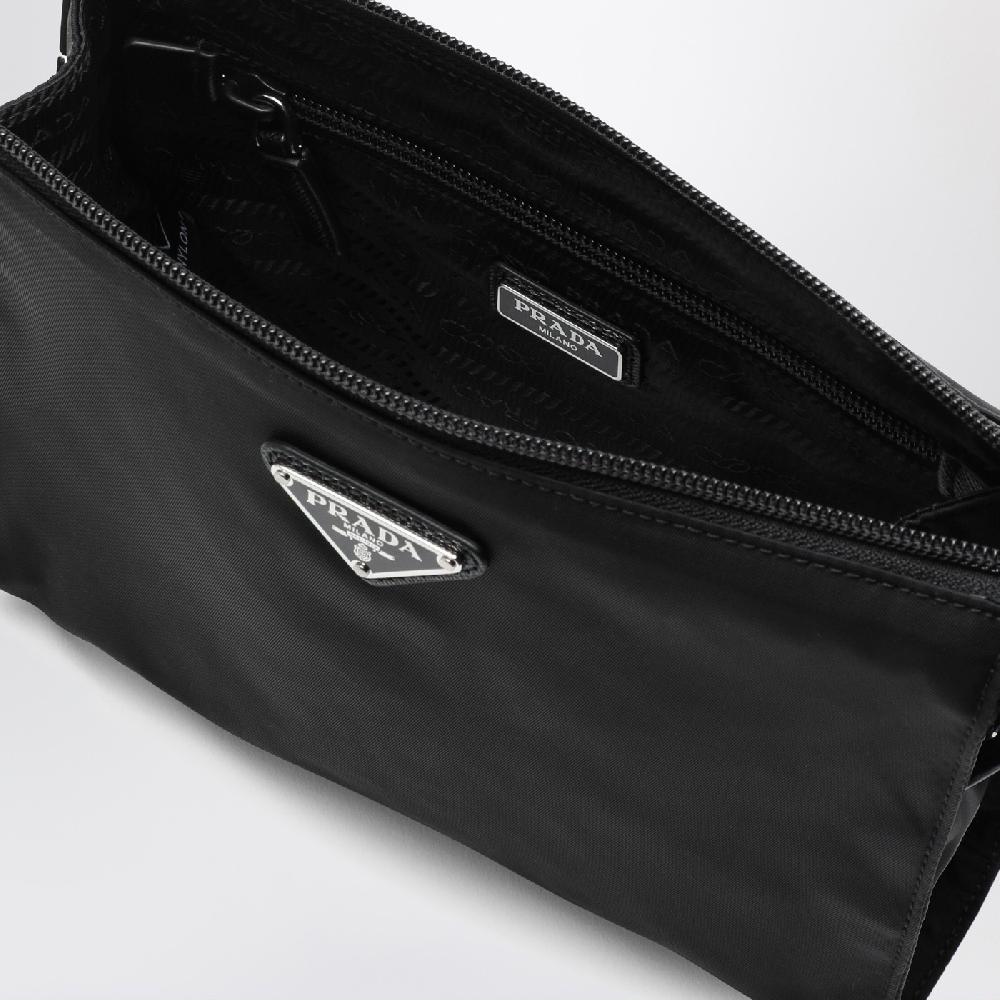 Prada Pouch nera in Re-Nylon Bestseller