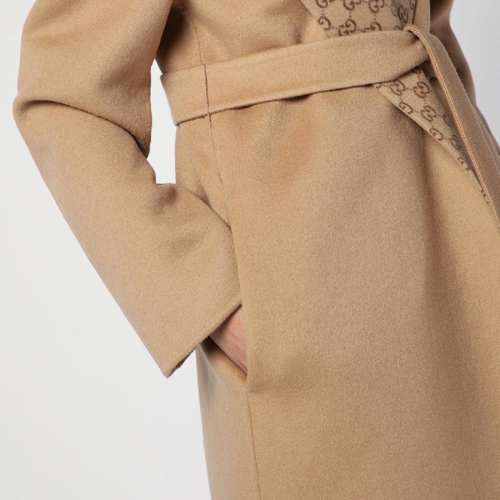 GUCCI Cappotto con cintura reversibile beige Trasporto libero internazionale