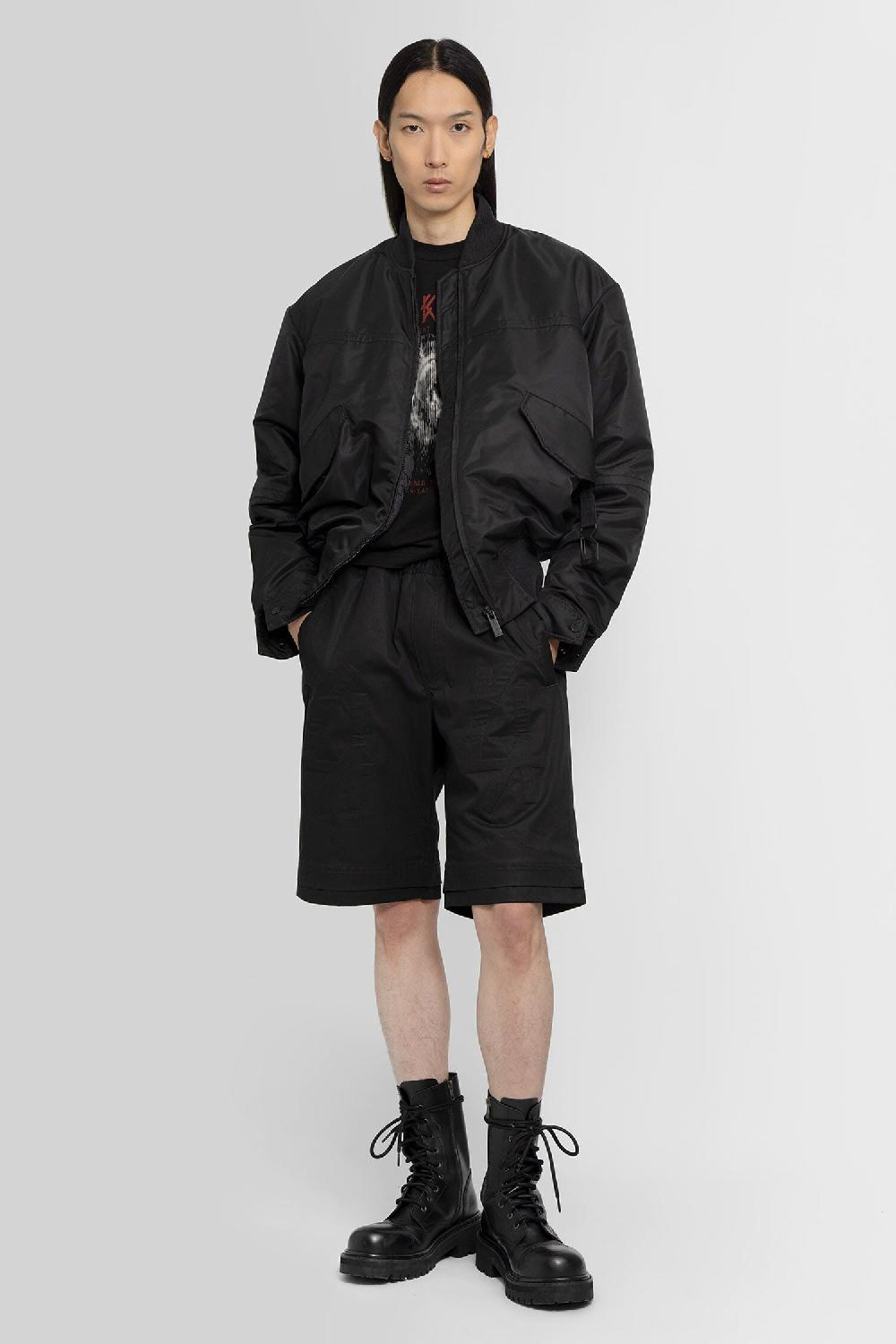 Antonioli 44 LABEL GROUP MAN BLACK SHORTS Comprane uno, ottenene uno gratis
