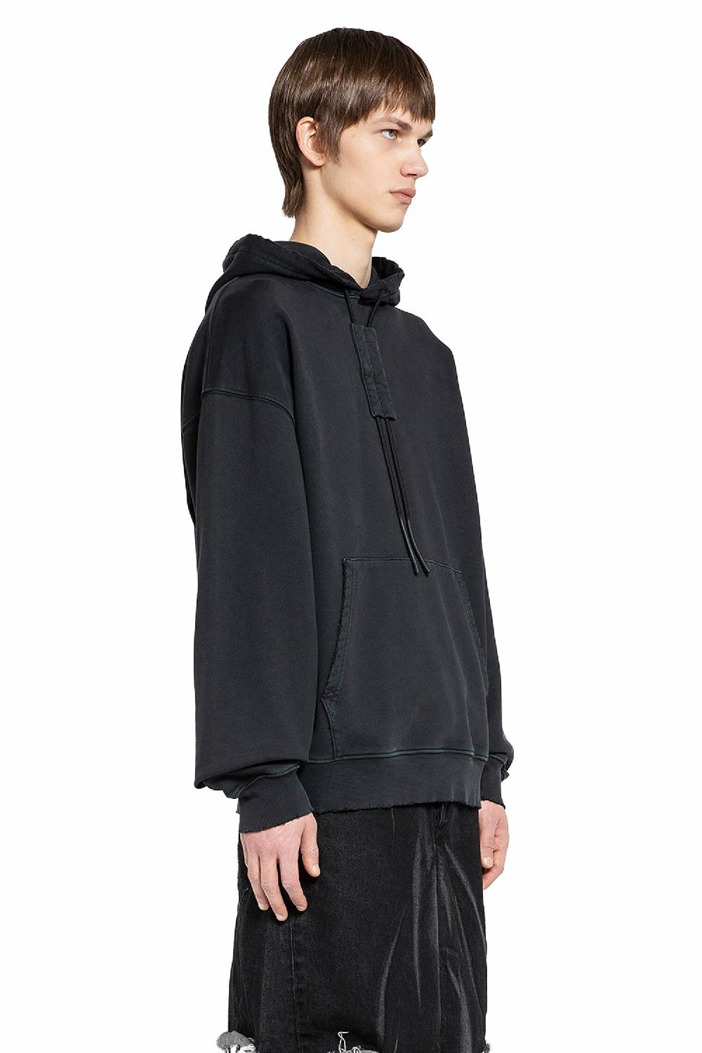 Antonioli 44 LABEL GROUP MAN BLACK SWEATSHIRTS Ultimo giorno