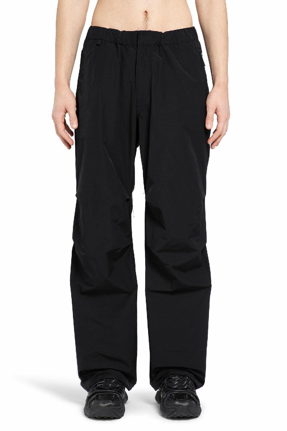 Antonioli 44 LABEL GROUP MAN BLACK TROUSERS 50% di sconto per tempo limitato