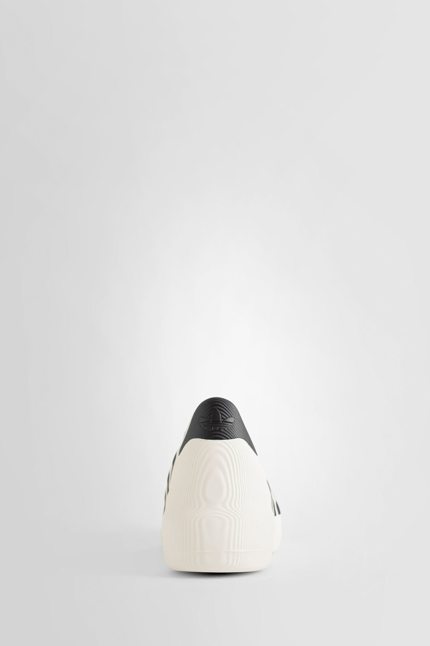 Antonioli ADIDAS MAN WHITE SNEAKERS Lightning offer