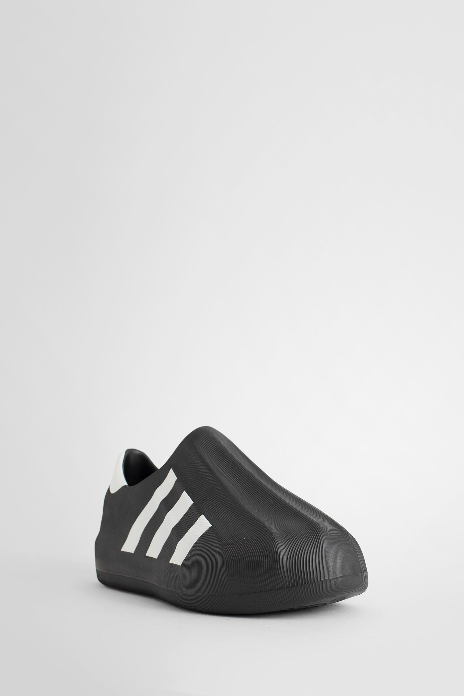 Antonioli ADIDAS UNISEX BLACK&WHITE SNEAKERS Liquidazione