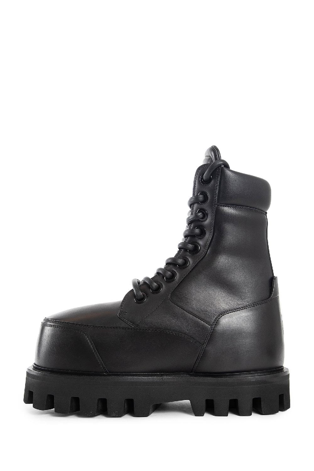 Antonioli ALEXANDER MCQUEEN MAN BLACK BOOTS Vendita