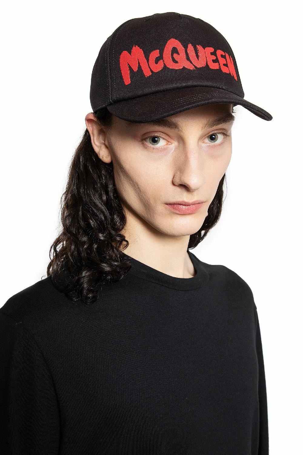 Antonioli ALEXANDER MCQUEEN MAN BLACK HATS Acquista Ora