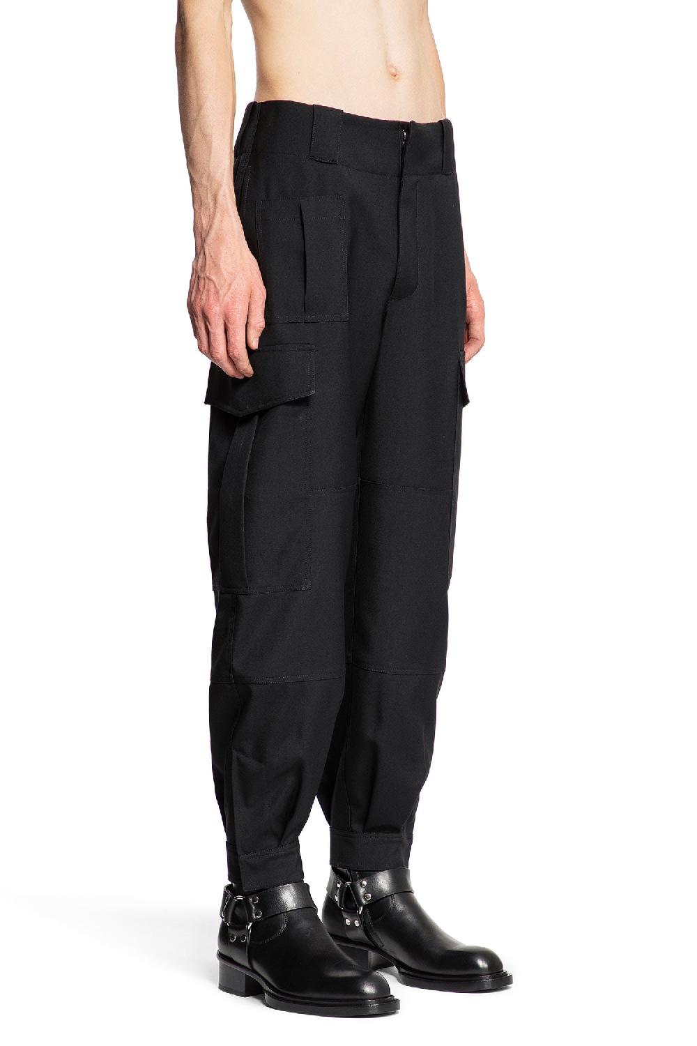Antonioli ALEXANDER MCQUEEN MAN BLACK TROUSERS Prezzo di fabbrica