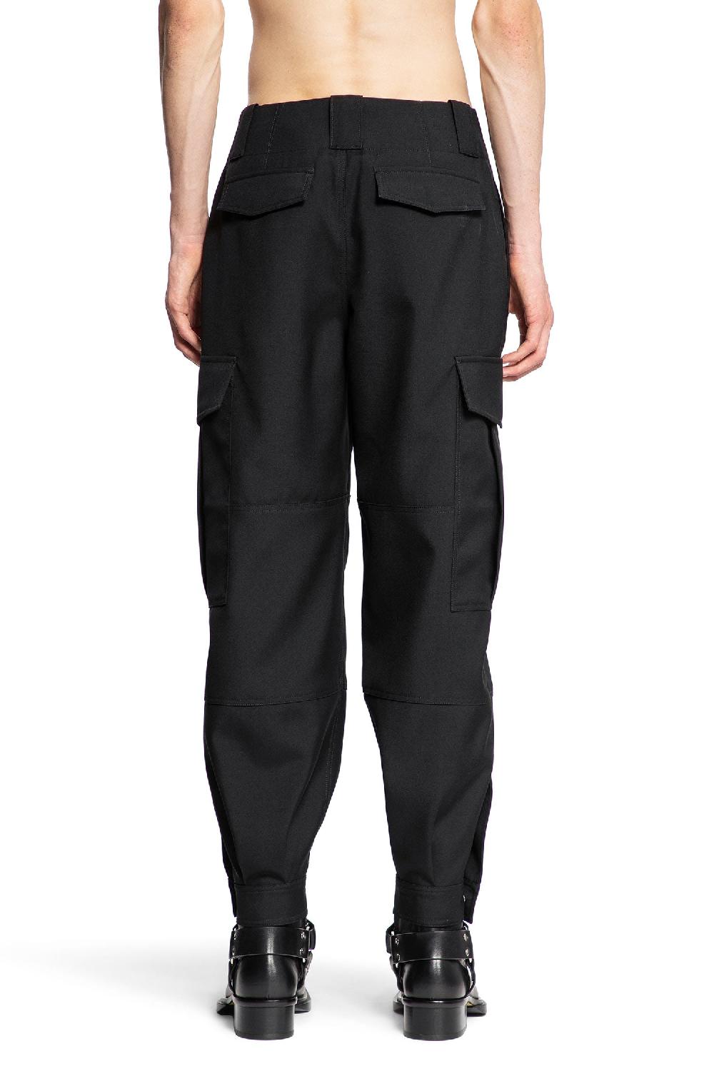 Antonioli ALEXANDER MCQUEEN MAN BLACK TROUSERS Prezzo di fabbrica