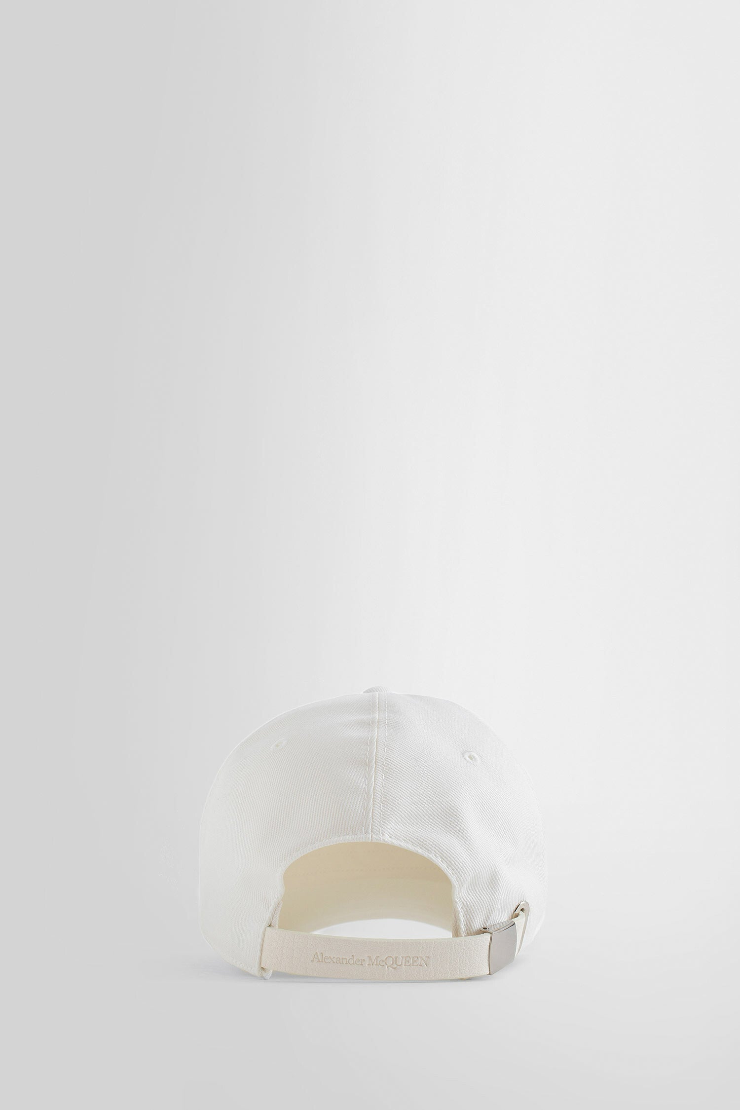Antonioli ALEXANDER MCQUEEN MAN WHITE HATS Offerte giornaliere