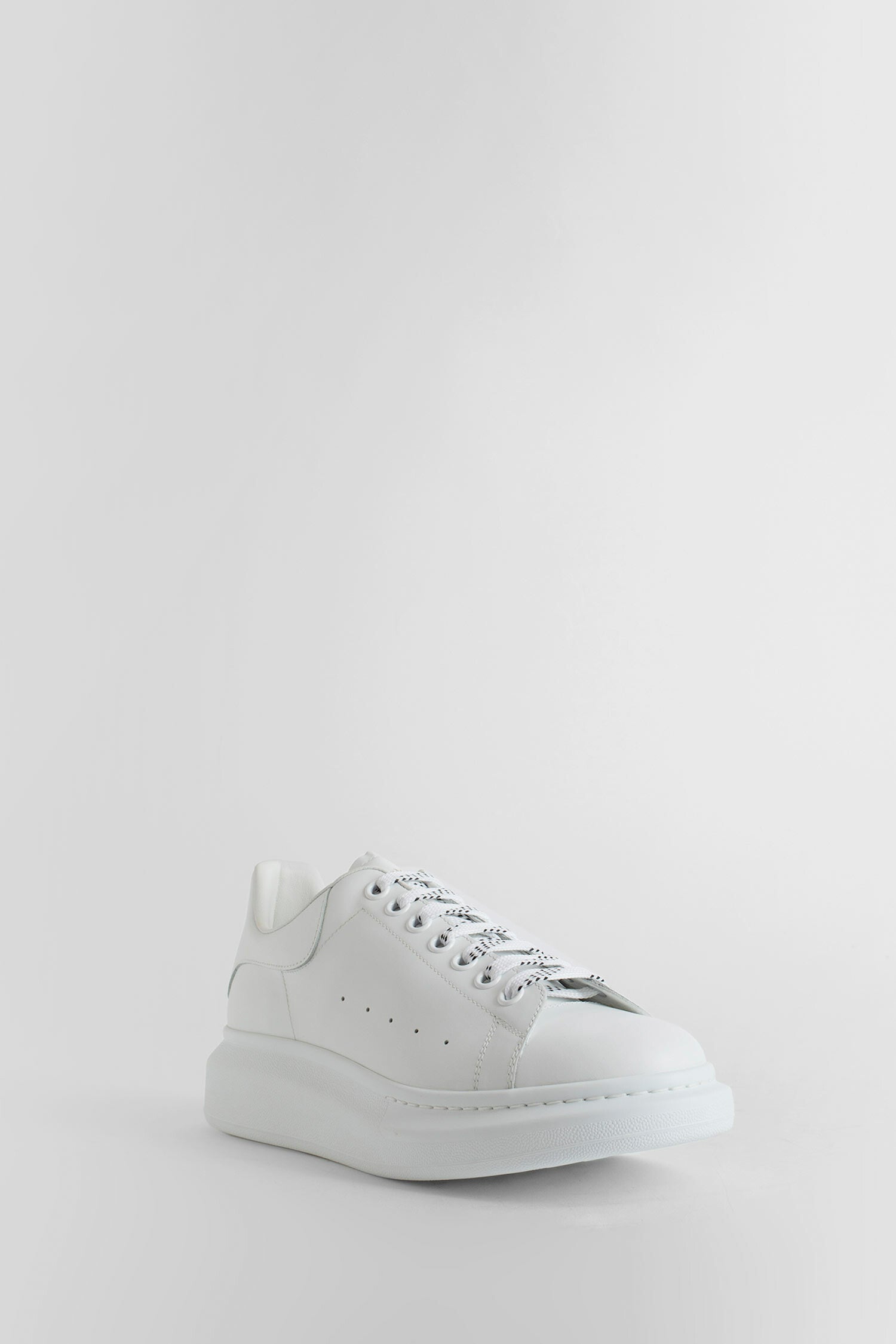 Antonioli ALEXANDER MCQUEEN MAN WHITE SNEAKERS Offerta settimanale