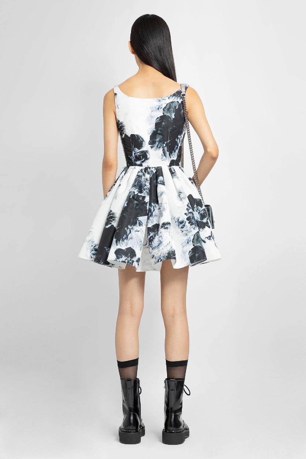 Antonioli ALEXANDER MCQUEEN WOMAN BLACK&WHITE DRESSES Fino Al -60%