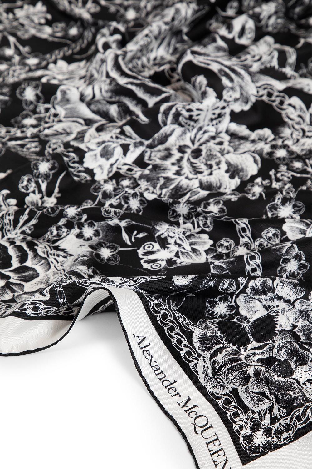 Antonioli ALEXANDER MCQUEEN WOMAN BLACK&WHITE SCARVES Shopping Online