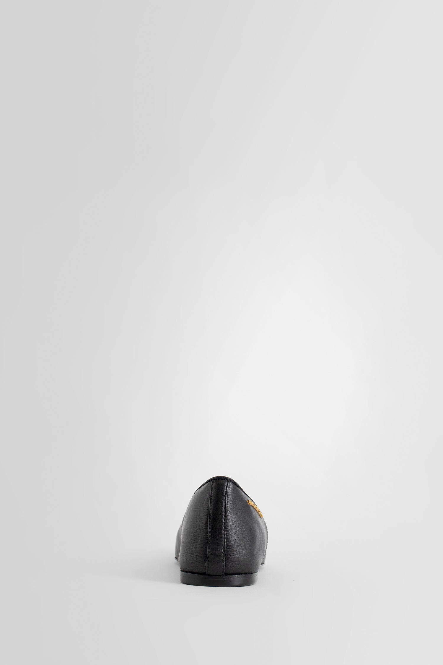 Antonioli ALEXANDER WANG WOMAN BLACK FLATS Vendite stagionali