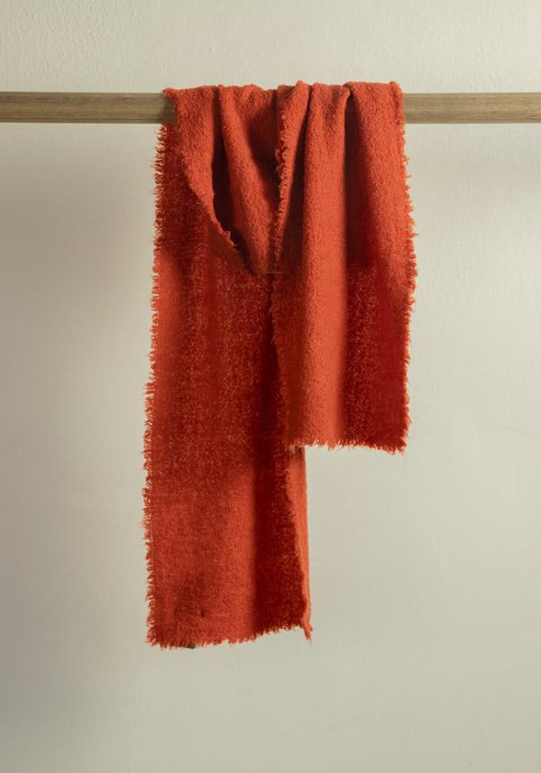 Rose & Lini FALIERO SARTI WOOL & CASHMERE “ALEXINA” ORANGE SCARF Offerta