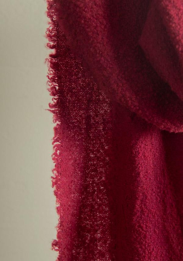 Rose & Lini FALIERO SARTI WOOL & CASHMERE “ALEXINA” ROSE RED SCARF Outlet