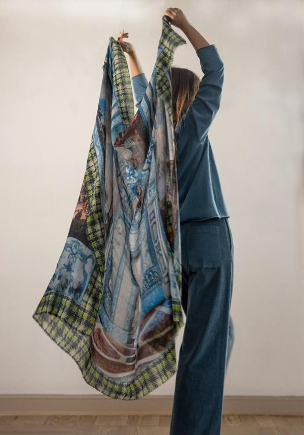 Rose & Lini FALIERO SARTI WOOL & CASHMERE “COFFEE HOUSE ROME” MULTICOLOR SCARF Vendita Economica