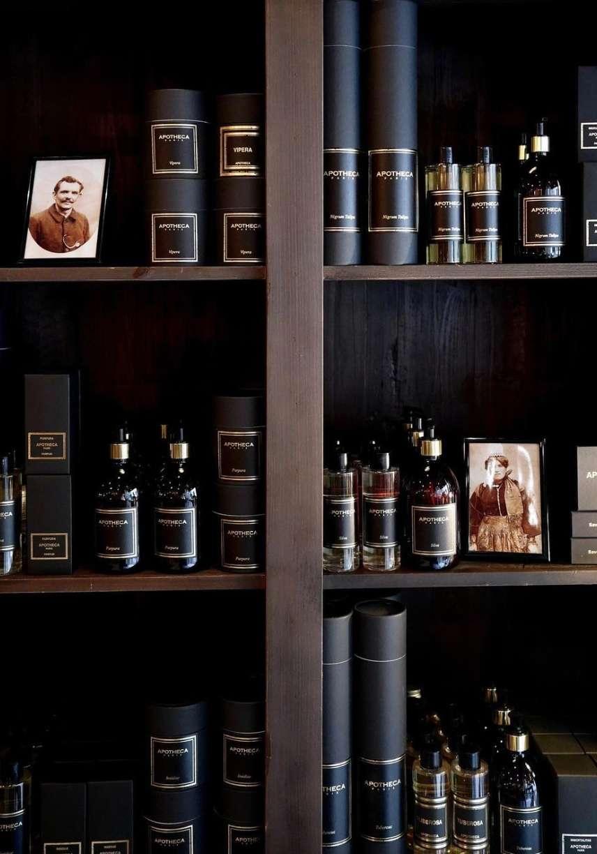Rose & Lini APOTHECA PARIS “VENENUM” CANDLE Offerta Anniversario