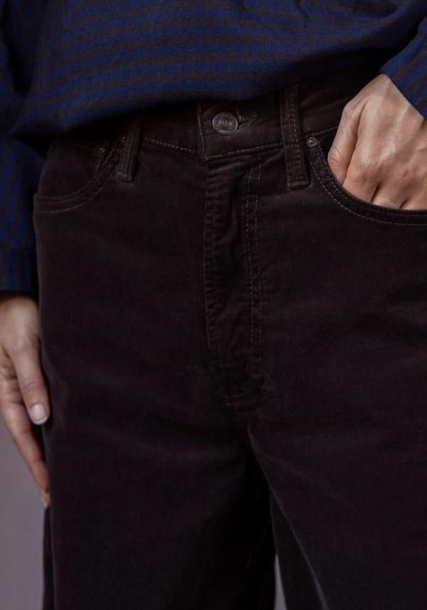 Rose & Lini MOTHER DENIM “THE DITCHER ROLLER ZIP SNEAK” ESPRESSO JEANS Offerte