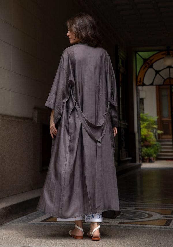 Rose & Lini THE ROSE IBIZA SILK “GOWN KIMONO” CHARCOAL Negozio online di fabbrica