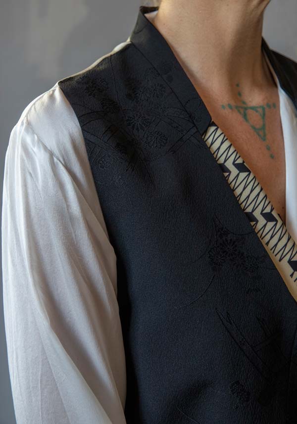 Rose & Lini IBRIGU SILK “GILET 011K” BLACK & WHITE Offerta esclusiva