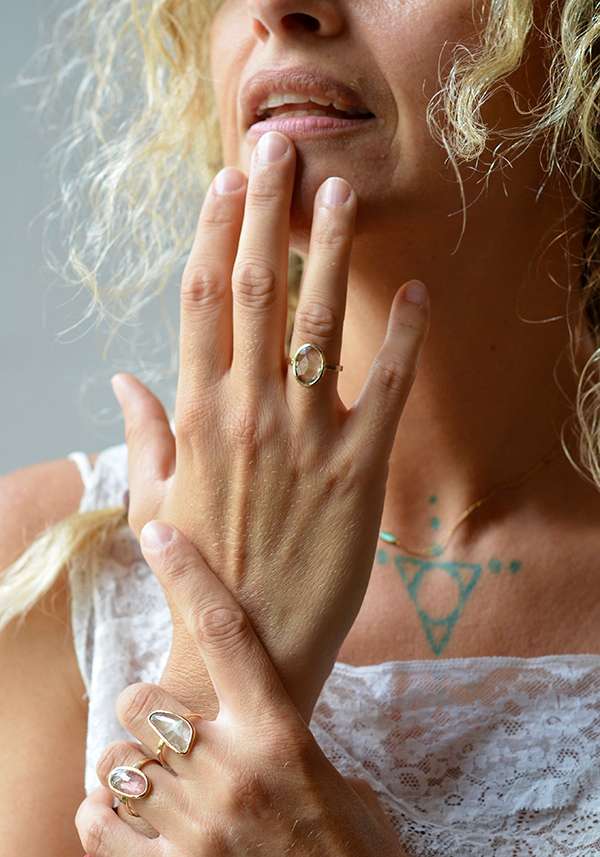 Rose & Lini MAITEA “OVAL” ROSE TOURMALINE RING Nuovi prodotti