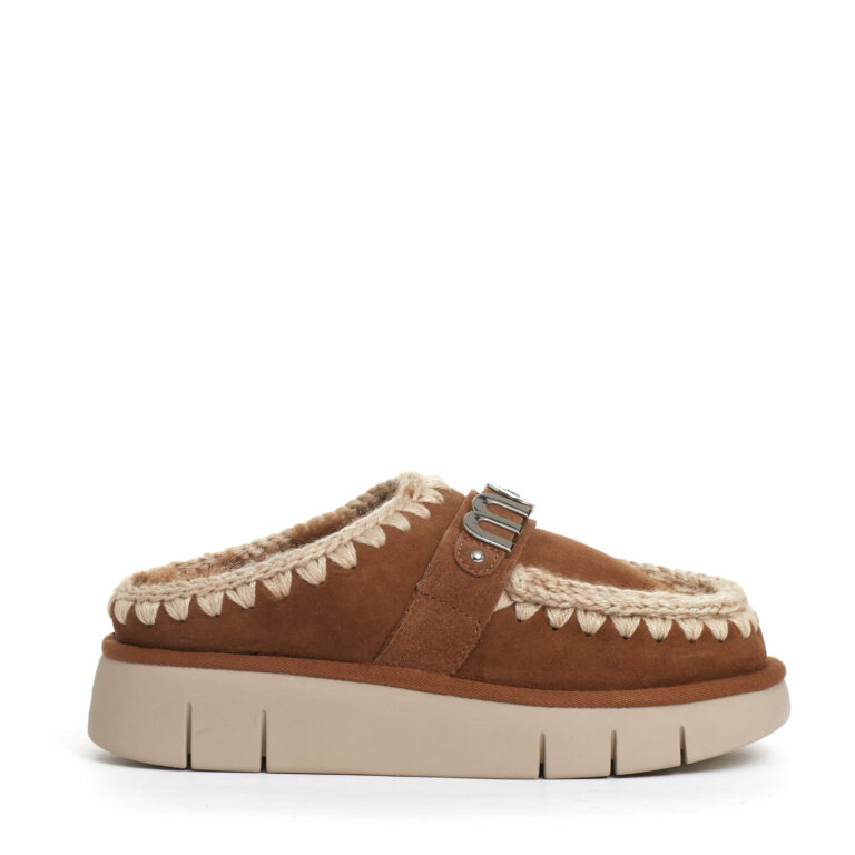 Sorelle Perego ciabatta camoscio cuoio con logo metallo Promozione