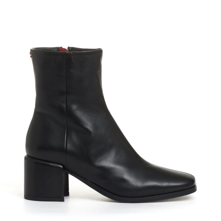 Sorelle Perego stivaletto pelle nera tacco 60 mm Pezzi Unici