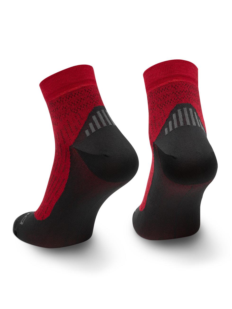 Spaio SPAIO CALZINI DA TREKKING CONFIDENCE BLACK/ BURGUNDY Sconto