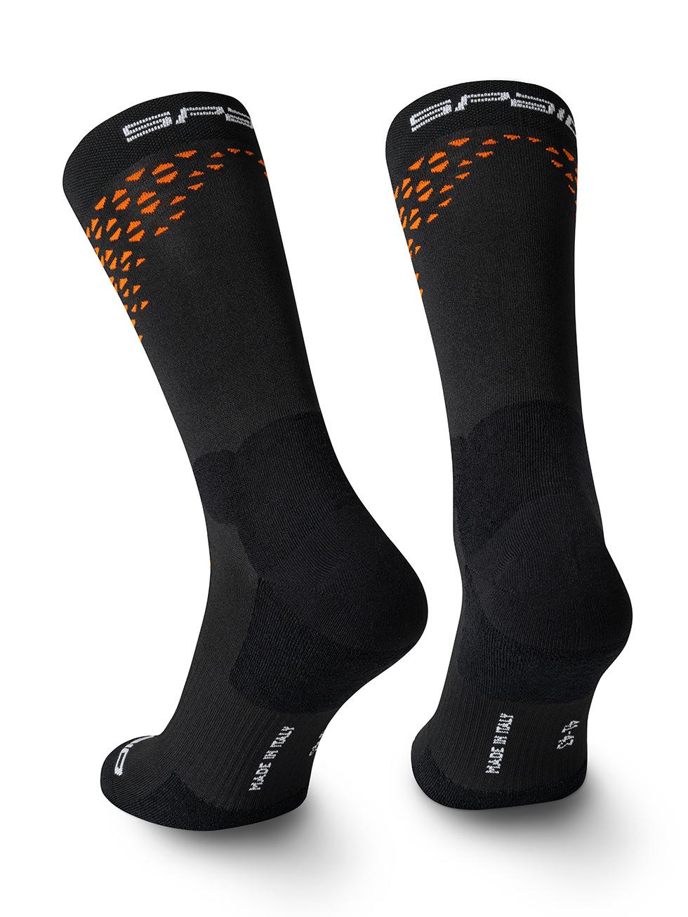 Spaio SPAIO CALZINI DA TREKKING TREKKING SOCKS FIERCE BLACK/ORANGE Saldi Di Fabbrica
