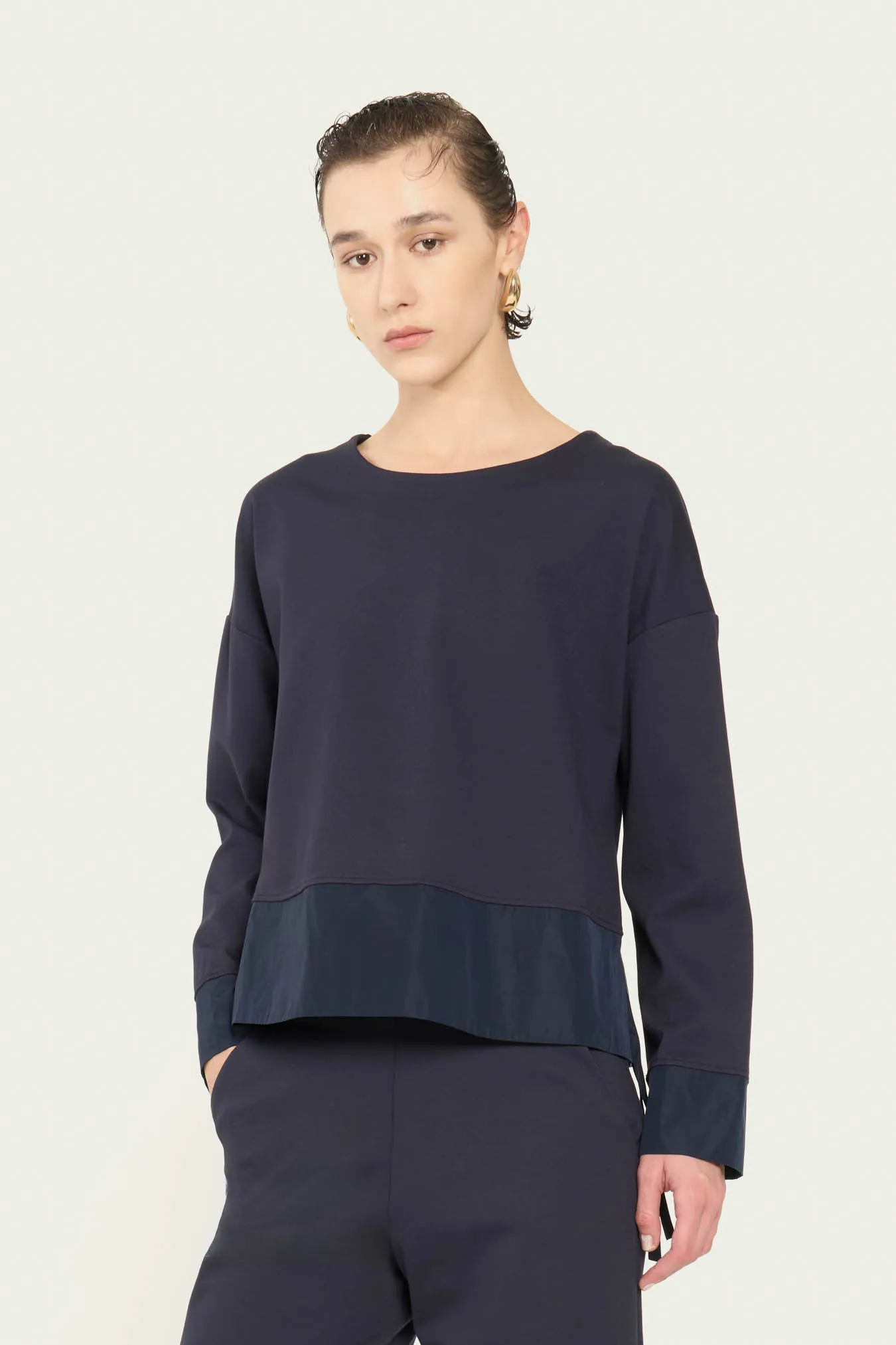 Vicario cinque T-shirt girocollo svasata manica lunga Tamara Economico