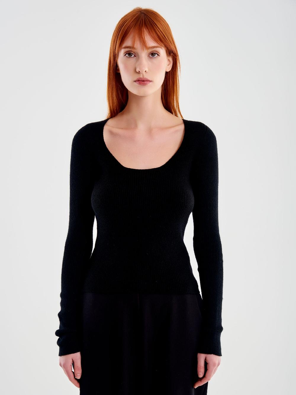 Vicolo Top in Costa Scollo Ampio Nero Vendita