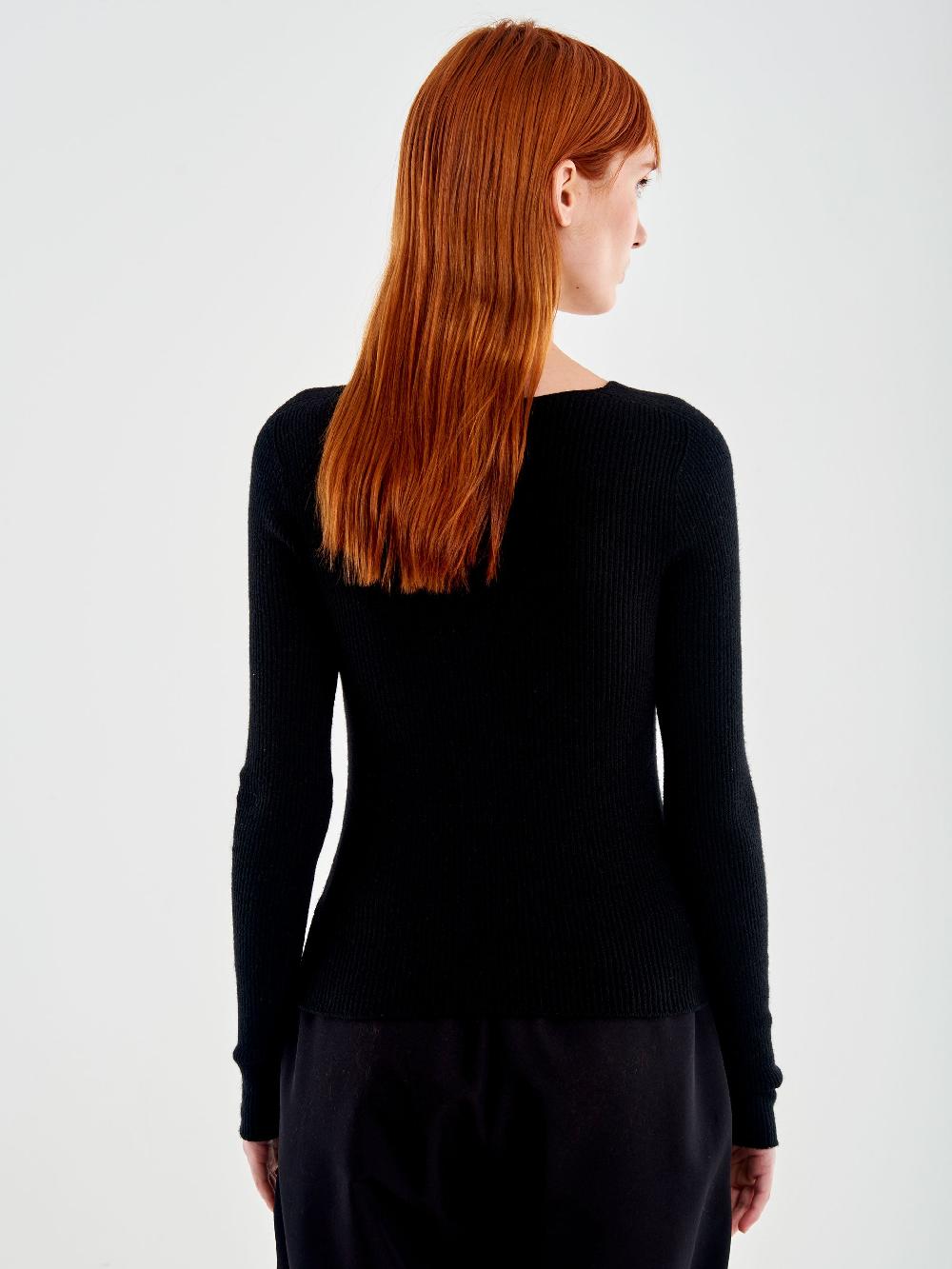 Vicolo Top in Costa Scollo Ampio Nero Vendita