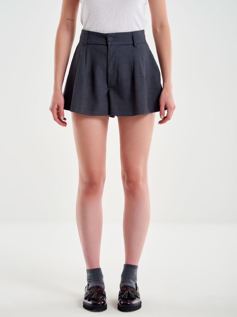 Vicolo Shorts con Pieghe Grigio Acquista Ora