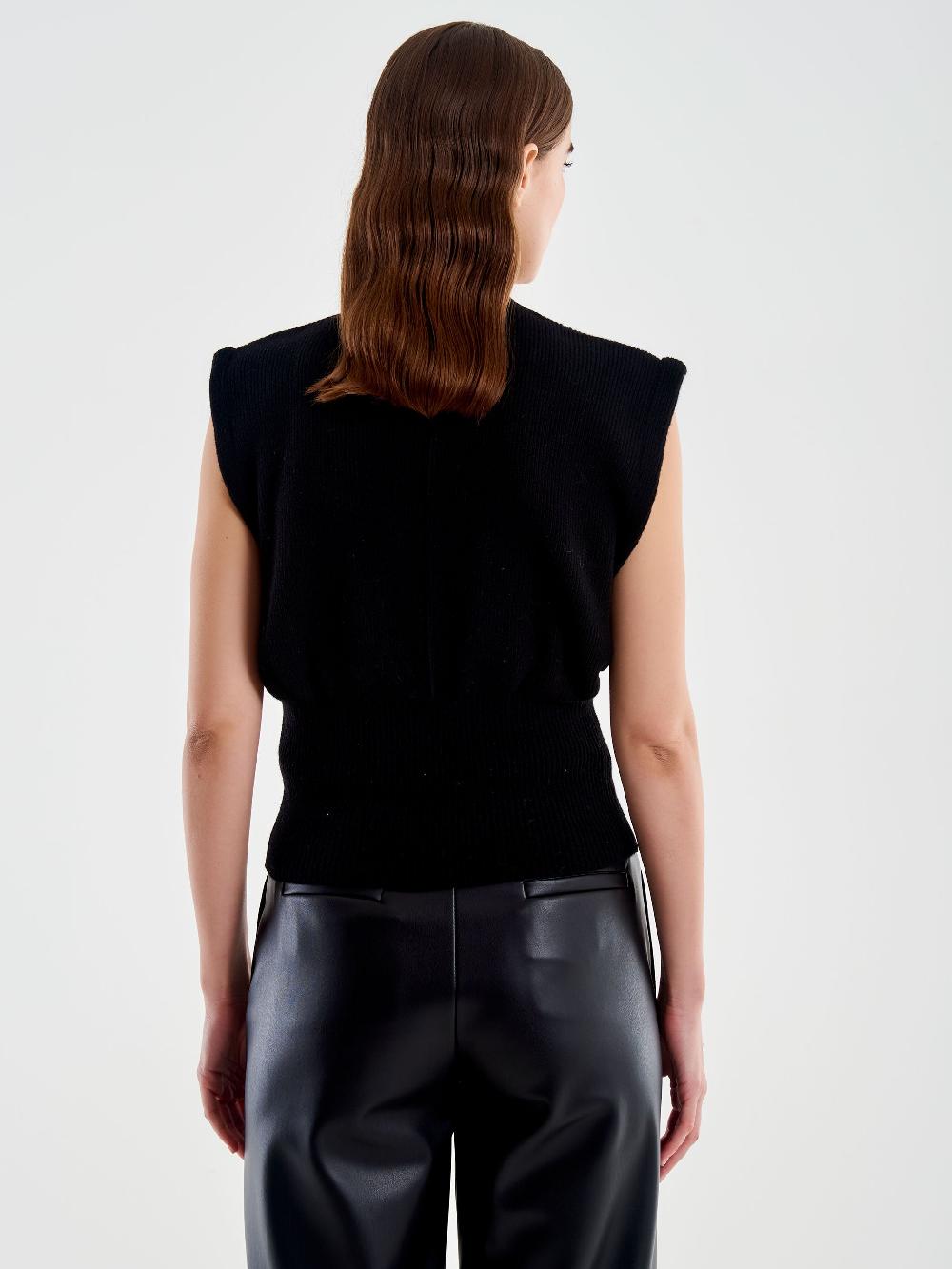 Vicolo Gilet Smanicato Girocollo Aderente Nero Officina