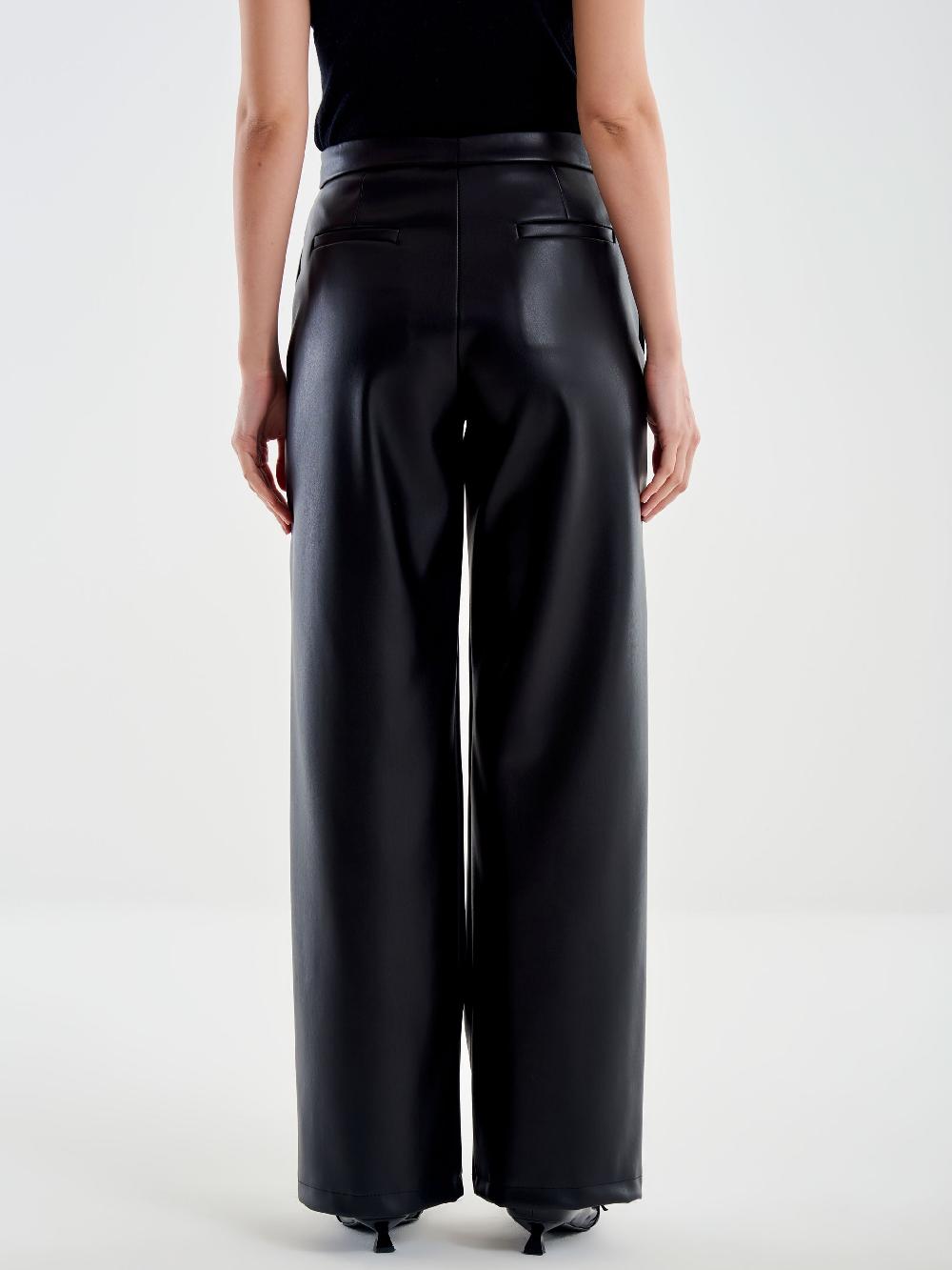 Vicolo Pantalone Straight Effetto Pelle Nero Limitato a 3 giorni