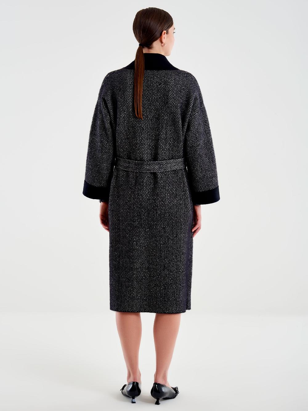 Vicolo Cappotto con Nappe in Maglia Nero Offerta Pasqua