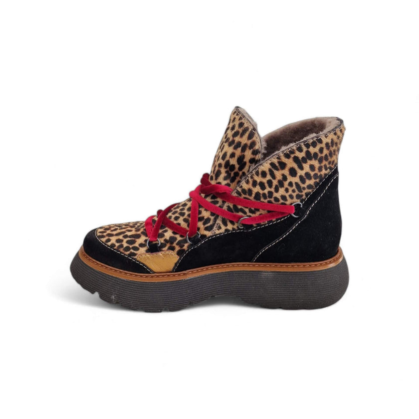 Viola Ricci Regina - tronchetto nero animalier - kombat Comprane uno, ottenene uno gratis