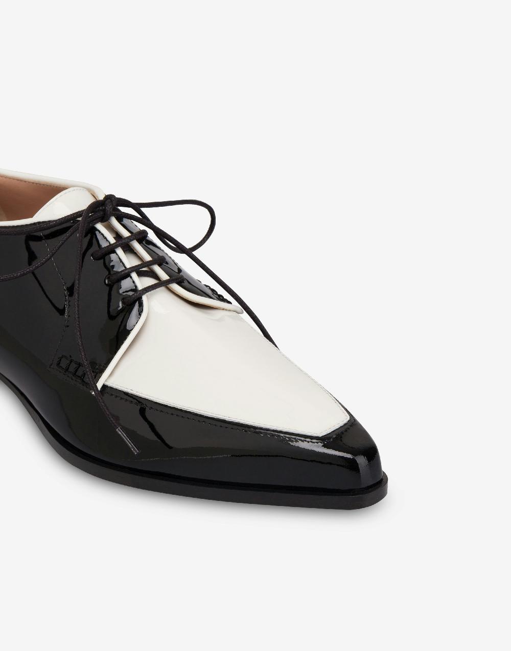 Alberta Ferretti Derby in vernice bicolore Negozio