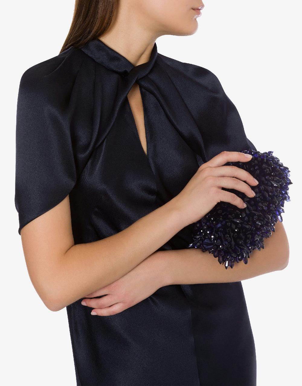 Alberta Ferretti Abito in raso con maniche a mantella Liquidazione